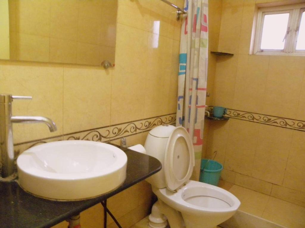 Hotel Esplanade Chambers Колката Екстер'єр фото