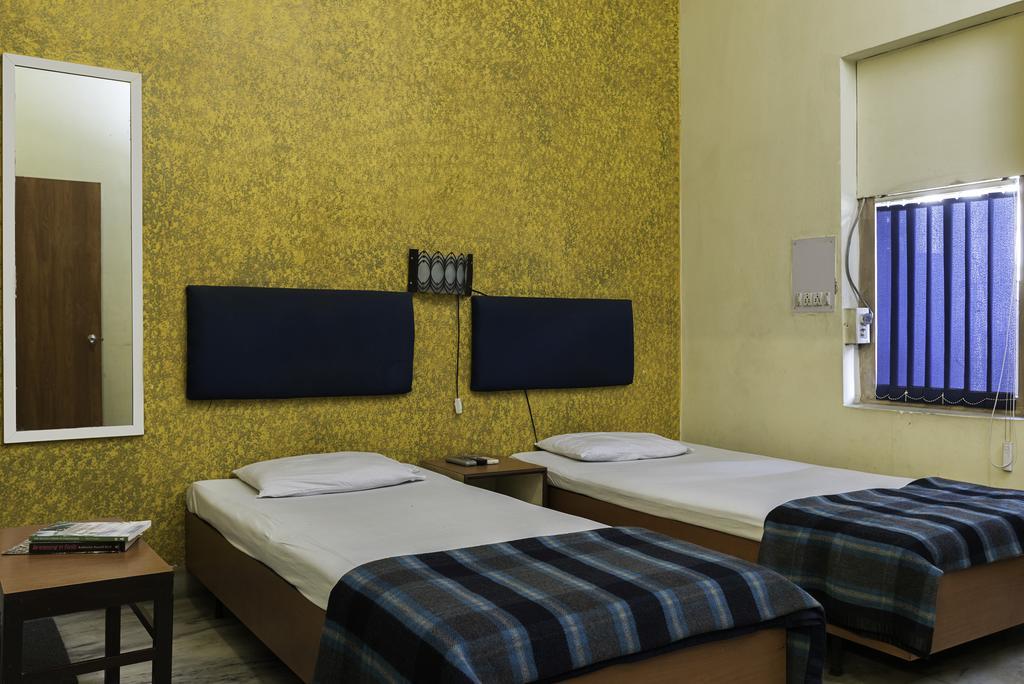 Hotel Esplanade Chambers Колката Екстер'єр фото
